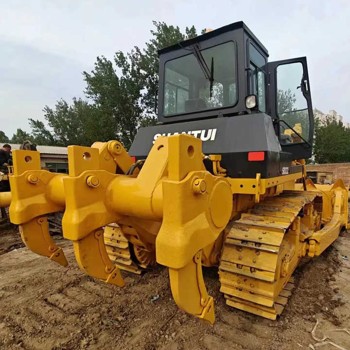 Used China Made SD22 Construction Machinery Shantui SD22 Crawler Bulldozer SD22 Earthmoving Machine Used Bulldozer - Buldozer: obrázek 1 Used China Made SD22 Construction Machinery Shantui SD22 Crawler Bulldozer SD22 Earthmoving Machine Used Bulldozer - Buldozer: obrázek 1