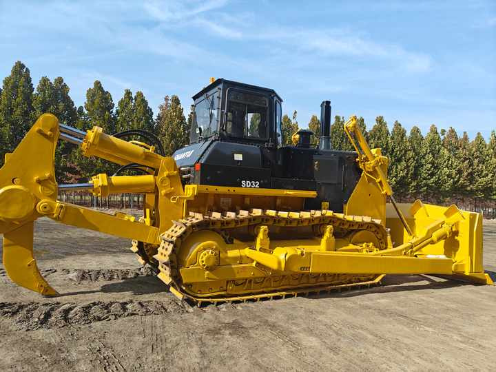 Used Construction Machinery Shantui SD32 Bulldozer for Sales S Econd-hand SD22 32 Bulldozer Crawler Type Bulldozer Price Lower - Buldozer: obrázek 2 Used Construction Machinery Shantui SD32 Bulldozer for Sales S Econd-hand SD22 32 Bulldozer Crawler Type Bulldozer Price Lower - Buldozer: obrázek 2
