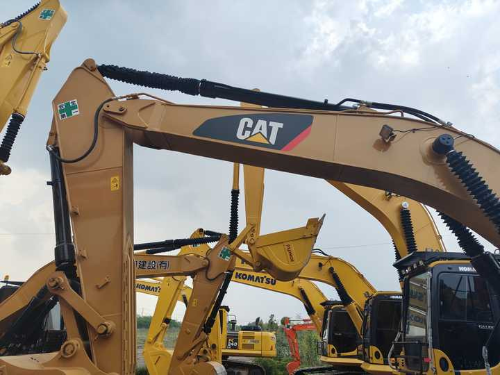 Used Digger CAT 329D2 Construction Machinery Construction Digger Used CAT 329D2 Cheap Excavator - Pásové rýpadlo: obrázek 5 Used Digger CAT 329D2 Construction Machinery Construction Digger Used CAT 329D2 Cheap Excavator - Pásové rýpadlo: obrázek 5
