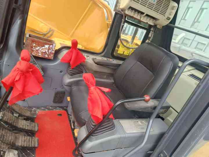 Used Digger DOOSAN DX55 Construction Machinery Construction Digger Used DOOSAN DX55 Cheap Excavator - Pásové rýpadlo: obrázek 5 Used Digger DOOSAN DX55 Construction Machinery Construction Digger Used DOOSAN DX55 Cheap Excavator - Pásové rýpadlo: obrázek 5