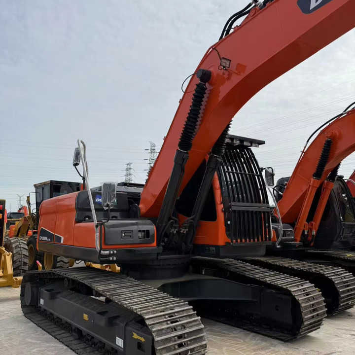 Used Digger Doosan DX225LC-9T Construction Machinery Construction Digger Used Doosan DX225LC-9T Cheap Excavator - Pásové rýpadlo: obrázek 1 Used Digger Doosan DX225LC-9T Construction Machinery Construction Digger Used Doosan DX225LC-9T Cheap Excavator - Pásové rýpadlo: obrázek 1