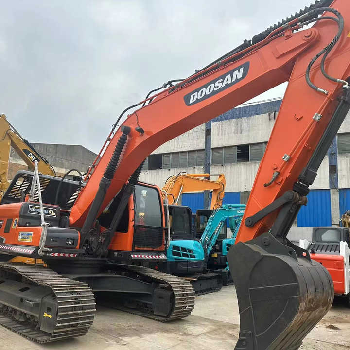 Used Digger Doosan DX225LC-9T Construction Machinery Construction Digger Used Doosan DX225LC-9T Cheap Excavator - Pásové rýpadlo: obrázek 1 Used Digger Doosan DX225LC-9T Construction Machinery Construction Digger Used Doosan DX225LC-9T Cheap Excavator - Pásové rýpadlo: obrázek 1