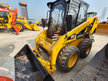 Used Front Loader Tractor CAT 246D Skid Steer Loader / Used Cat 226B 246C 246d Mini Skid Steer Loader in Stock - Smykový nakladač: obrázek 4 Used Front Loader Tractor CAT 246D Skid Steer Loader / Used Cat 226B 246C 246d Mini Skid Steer Loader in Stock - Smykový nakladač: obrázek 4