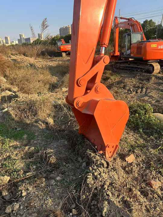 Used HITACHI ZX70 Model Mini Excavator Second Hand Machine Popular Brand Japan Hitachi Hydraulic Machinery - Rýpadlo: obrázek 3 Used HITACHI ZX70 Model Mini Excavator Second Hand Machine Popular Brand Japan Hitachi Hydraulic Machinery - Rýpadlo: obrázek 3