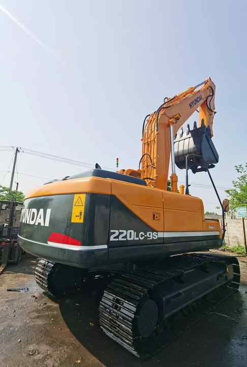 Used HYUNDAI R220-9S New Model Excavator Second Hand Machine Popular Brand Korean hyundai Hydraulic Machinery - Pásové rýpadlo: obrázek 5 Used HYUNDAI R220-9S New Model Excavator Second Hand Machine Popular Brand Korean hyundai Hydraulic Machinery - Pásové rýpadlo: obrázek 5