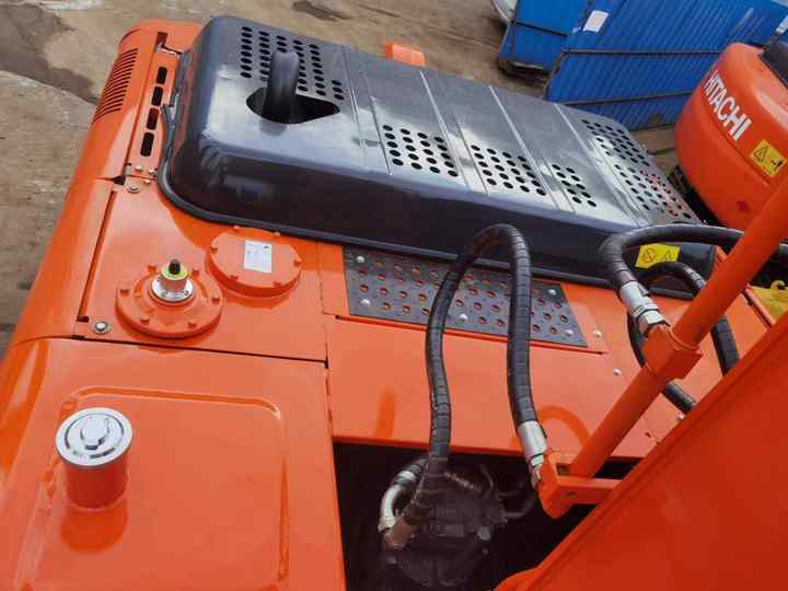 Used Hitachi ZX200-3G Excavator for Sale - Low Hours, Full Documentation, 2-Year Warranty - Pásové rýpadlo: obrázek 3 Used Hitachi ZX200-3G Excavator for Sale - Low Hours, Full Documentation, 2-Year Warranty - Pásové rýpadlo: obrázek 3