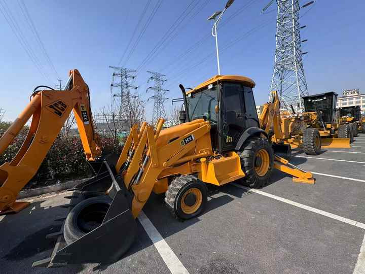 Used Hydraulic Backhoe Loader JCB3CX 7t in Good Condition Cheap Price in Stock Jcb 3cx 4cx 4cx Loader in Hefei for Sale - Rýpadlo-nakladač: obrázek 5 Used Hydraulic Backhoe Loader JCB3CX 7t in Good Condition Cheap Price in Stock Jcb 3cx 4cx 4cx Loader in Hefei for Sale - Rýpadlo-nakladač: obrázek 5