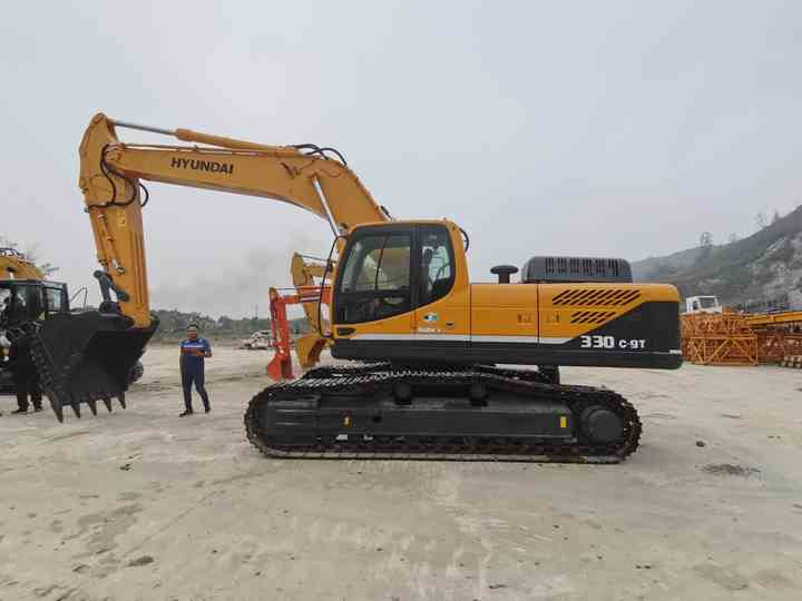 Used Hyuhdai 330-9 Excavator for Sale Used Korea Brand Original Excavator hyundai 220-9 330-9 - Pásové rýpadlo: obrázek 4 Used Hyuhdai 330-9 Excavator for Sale Used Korea Brand Original Excavator hyundai 220-9 330-9 - Pásové rýpadlo: obrázek 4