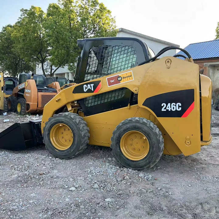 Used Original Caterpillar 246c Skid Steer Loader for Sale Used Cat226b 246c 246d Skid Steer Loader - Smykový nakladač: obrázek 1 Used Original Caterpillar 246c Skid Steer Loader for Sale Used Cat226b 246c 246d Skid Steer Loader - Smykový nakladač: obrázek 1