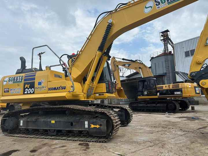 Used PC200-8 in Good Condition PC200-8 Komatsu - Pásové rýpadlo: obrázek 4 Used PC200-8 in Good Condition PC200-8 Komatsu - Pásové rýpadlo: obrázek 4