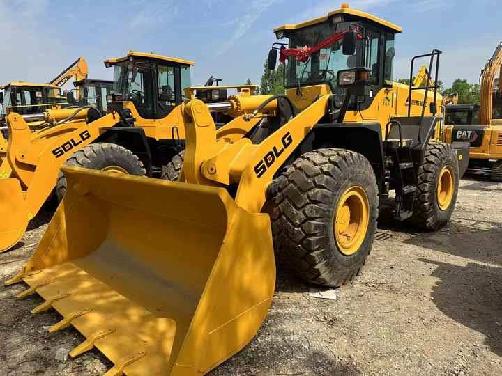 Used SDLG 956F Wheel Loader in Good Condition Hot Sale Chinese Brand Sdlg Used SDLG 956F Loader for Sale - Kolový nakladač: obrázek 5 Used SDLG 956F Wheel Loader in Good Condition Hot Sale Chinese Brand Sdlg Used SDLG 956F Loader for Sale - Kolový nakladač: obrázek 5