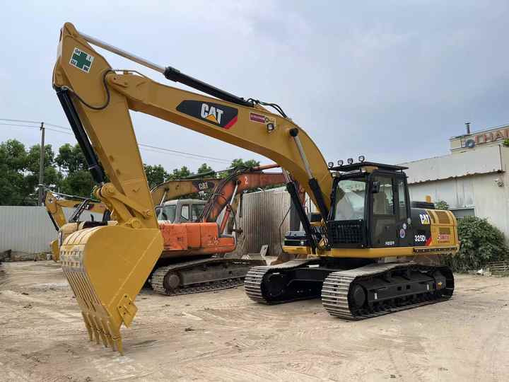 Used Second-hand CAT 325DL Crawler Excavator - Pásové rýpadlo: obrázek 4 Used Second-hand CAT 325DL Crawler Excavator - Pásové rýpadlo: obrázek 4