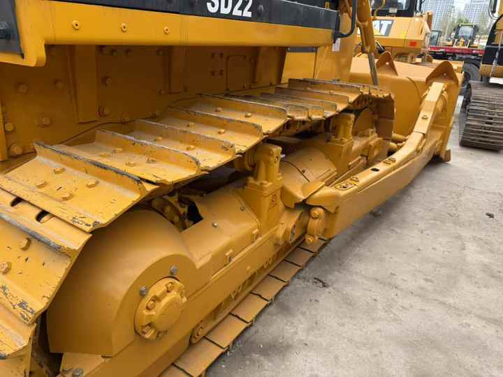 Used Shantui SD22 New Model Bulldozer Second Hand Machine Popular Brand Shantui Hydraulic Machinery - Buldozer: obrázek 4 Used Shantui SD22 New Model Bulldozer Second Hand Machine Popular Brand Shantui Hydraulic Machinery - Buldozer: obrázek 4