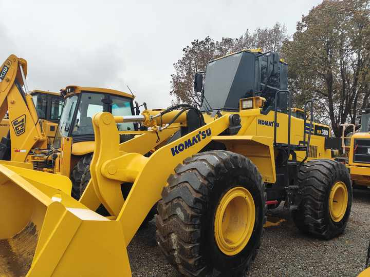 Used komatsu WA380-3 Wheel Loader Hot Sale Original Japan Brand Koamtsu Wheel Loader for Sale - Kolový nakladač: obrázek 5 Used komatsu WA380-3 Wheel Loader Hot Sale Original Japan Brand Koamtsu Wheel Loader for Sale - Kolový nakladač: obrázek 5
