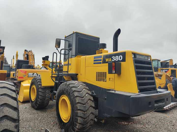 Used komatsu WA380-3 Wheel Loader Hot Sale Original Japan Brand Koamtsu Wheel Loader for Sale - Kolový nakladač: obrázek 2 Used komatsu WA380-3 Wheel Loader Hot Sale Original Japan Brand Koamtsu Wheel Loader for Sale - Kolový nakladač: obrázek 2