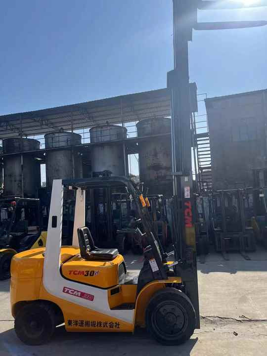 Very Good Condition and Cheap Price 3 Tonne TCM Forklift Run Performance TCM30 Forklift for Sale - Vysokozdvižný vozík: obrázek 5 Very Good Condition and Cheap Price 3 Tonne TCM Forklift Run Performance TCM30 Forklift for Sale - Vysokozdvižný vozík: obrázek 5