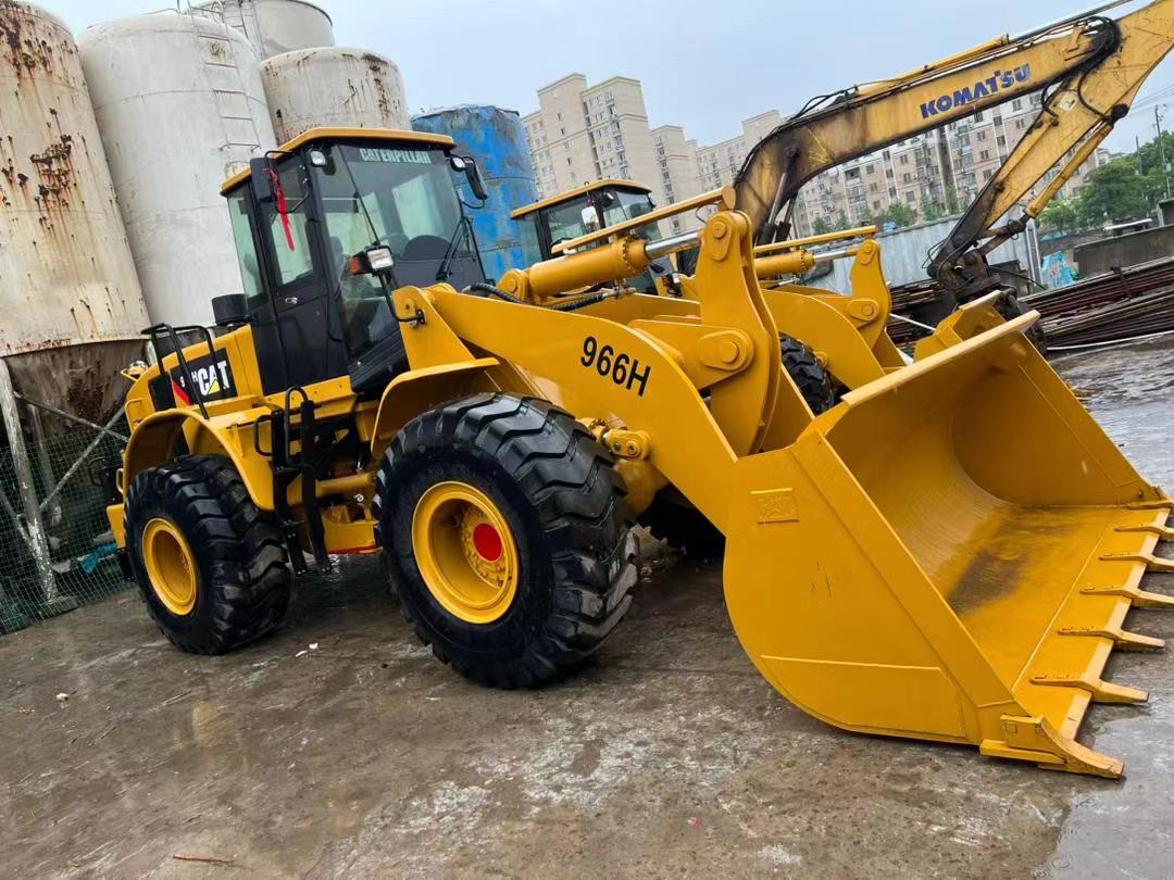 WHEEL LOADER Original Used CAT 966H Wheel Loader with High Performance on Sale Cat 966H Heavy Machinery Loader with Low Price - Kolový nakladač: obrázek 2 WHEEL LOADER Original Used CAT 966H Wheel Loader with High Performance on Sale Cat 966H Heavy Machinery Loader with Low Price - Kolový nakladač: obrázek 2