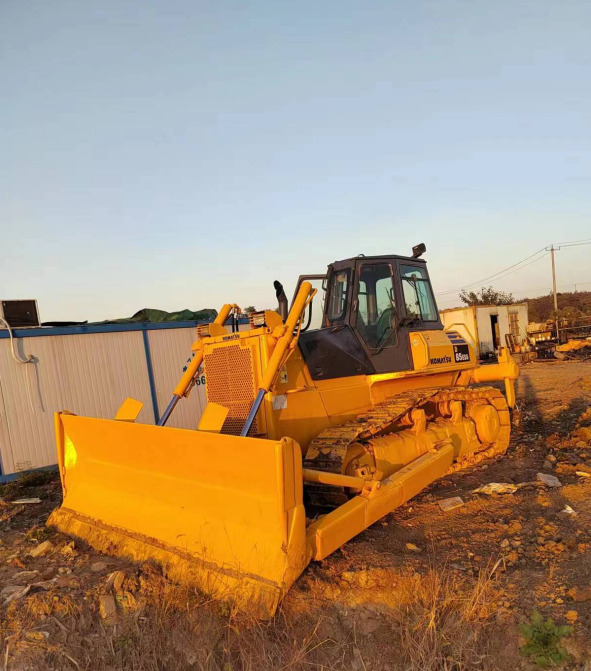 Used high quality bulldozer KOMATSU D85ESS - Buldozer: obrázek 5 Used high quality bulldozer KOMATSU D85ESS - Buldozer: obrázek 5
