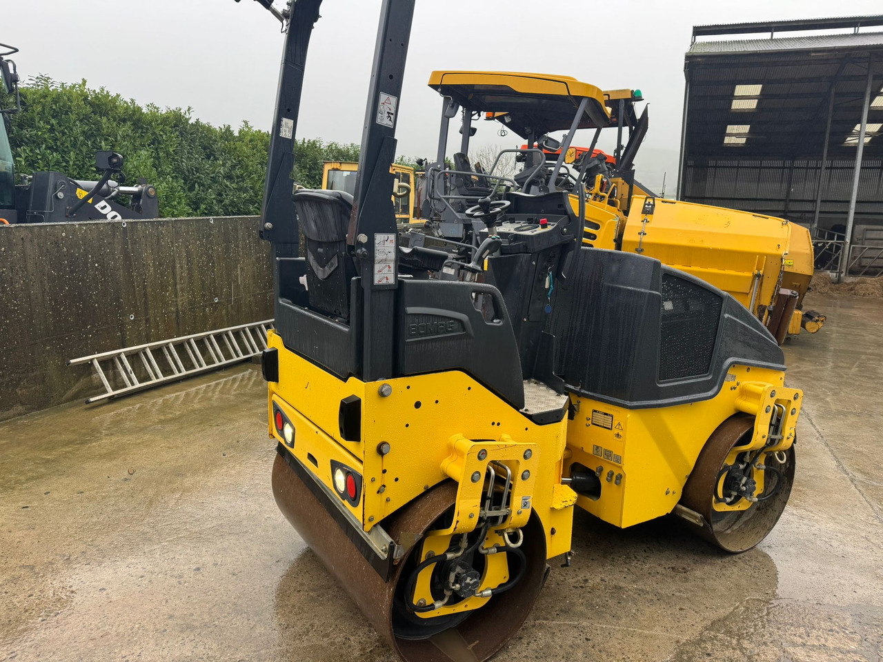 BOMAG BW120AD-5 - Silniční válec: obrázek 4 BOMAG BW120AD-5 - Silniční válec: obrázek 4
