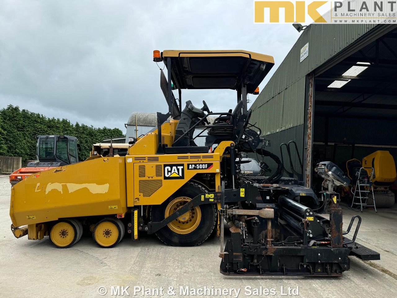 CATERPILLAR AP500F - Finišér: obrázek 4 CATERPILLAR AP500F - Finišér: obrázek 4