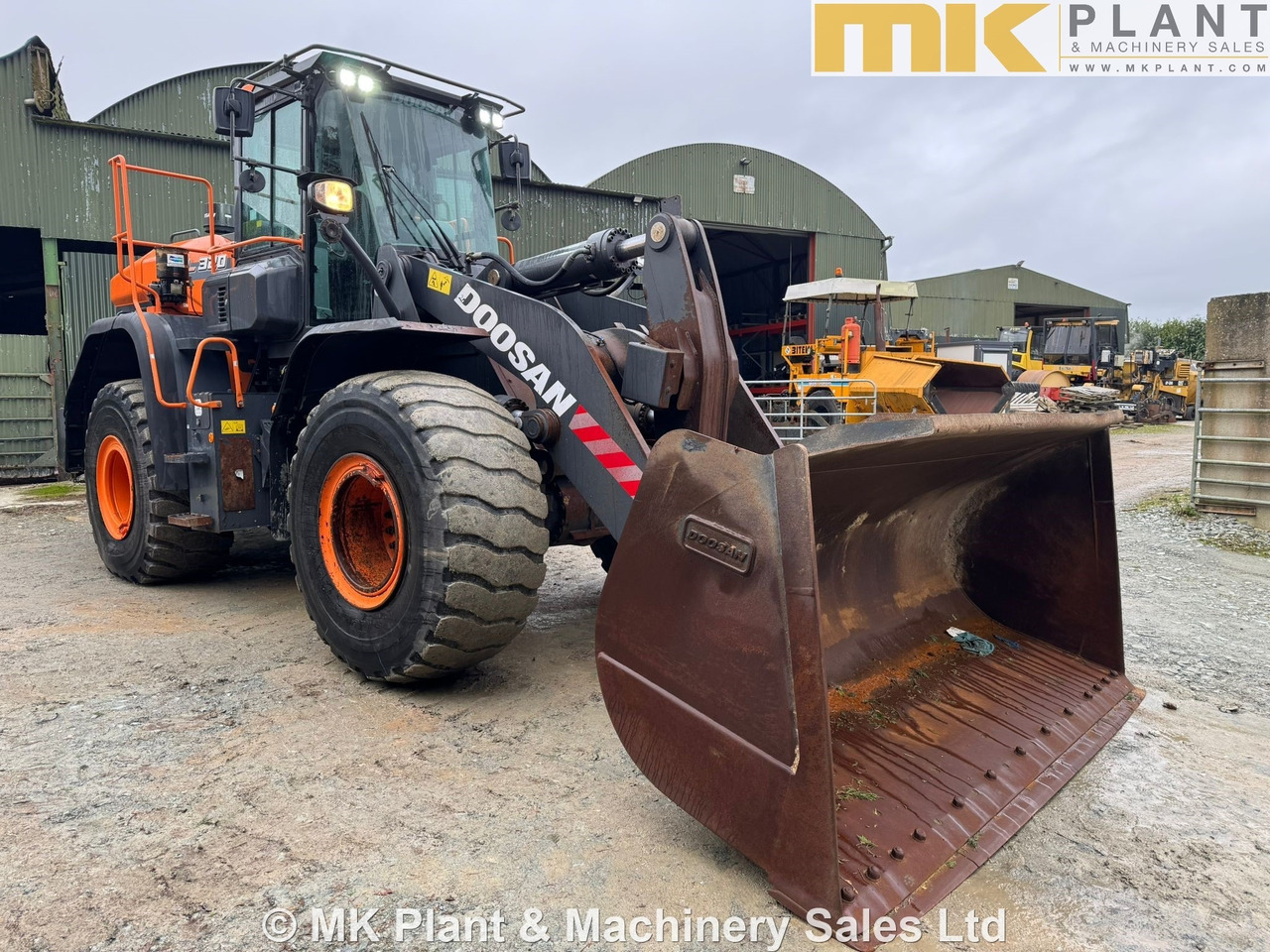 DOOSAN DL320-7 - Kolový nakladač: obrázek 5 DOOSAN DL320-7 - Kolový nakladač: obrázek 5