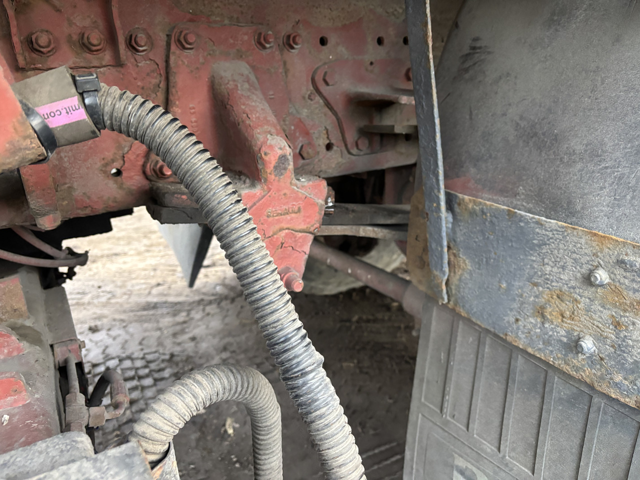 RENAULT Premium 260 - Plachtový nákladní auto: obrázek 5 RENAULT Premium 260 - Plachtový nákladní auto: obrázek 5