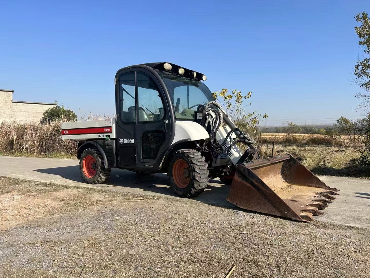 BOBCAT Bobcat 5600 - Smykový nakladač: obrázek 3 BOBCAT Bobcat 5600 - Smykový nakladač: obrázek 3