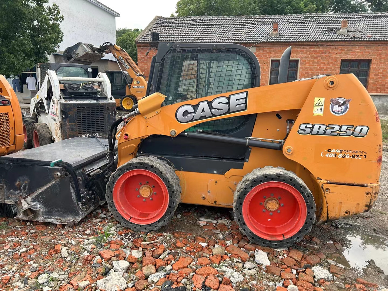 CASE SR250 - Smykový nakladač: obrázek 2 CASE SR250 - Smykový nakladač: obrázek 2