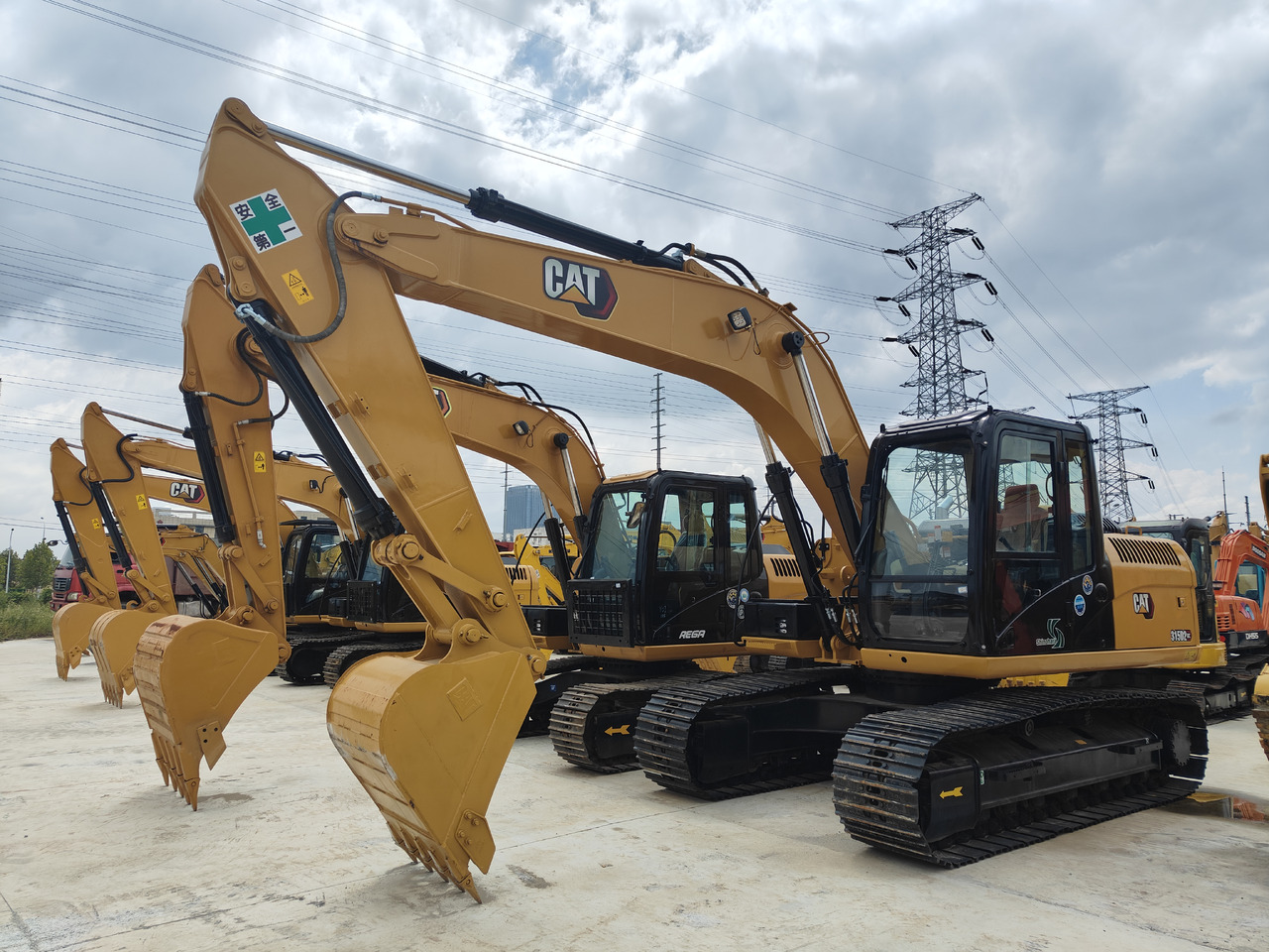 CATERPILLAR 315D2 - Mini rýpadlo: obrázek 2 CATERPILLAR 315D2 - Mini rýpadlo: obrázek 2