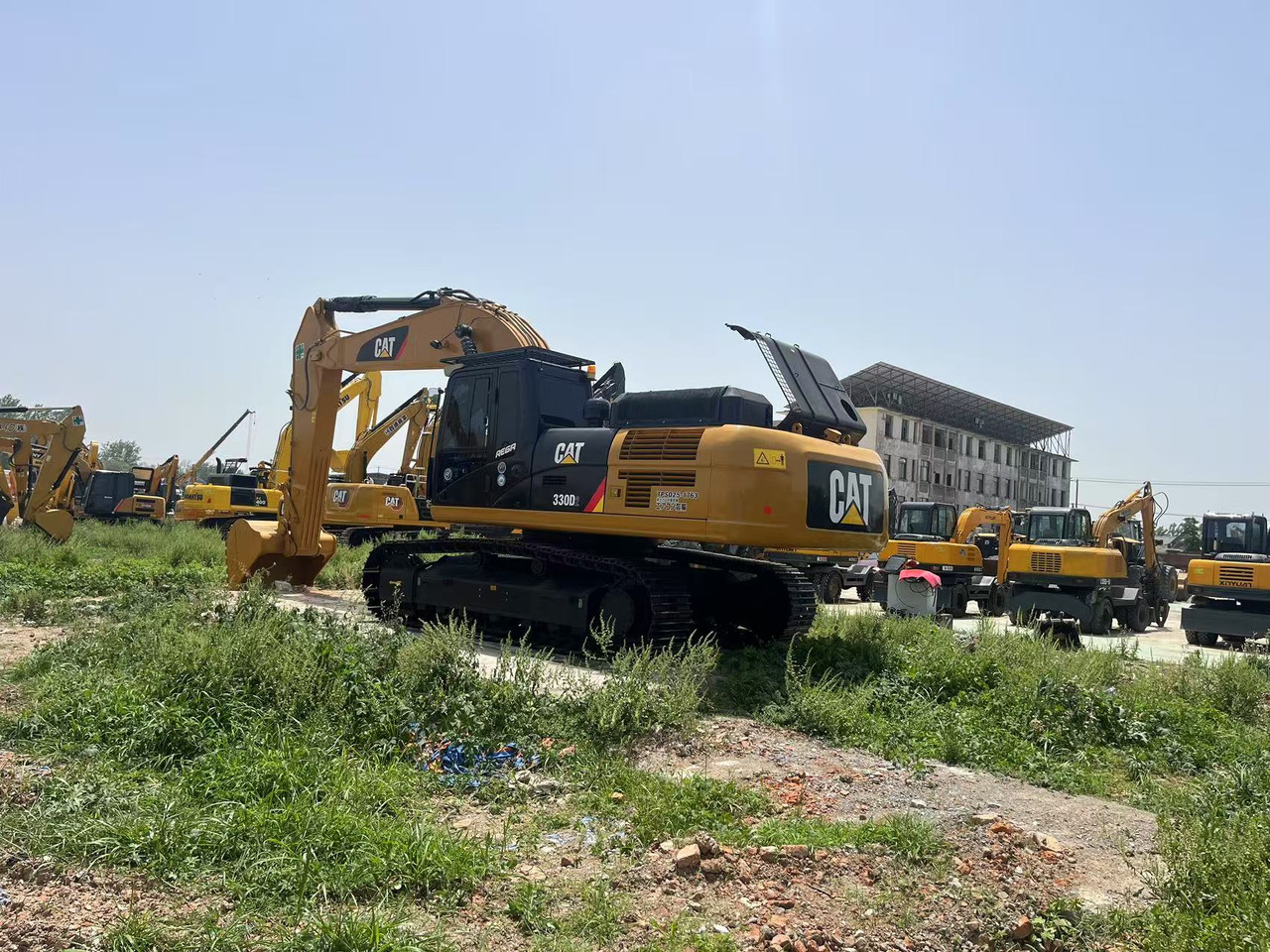 CATERPILLAR 340D2 - Pásové rýpadlo: obrázek 4 CATERPILLAR 340D2 - Pásové rýpadlo: obrázek 4