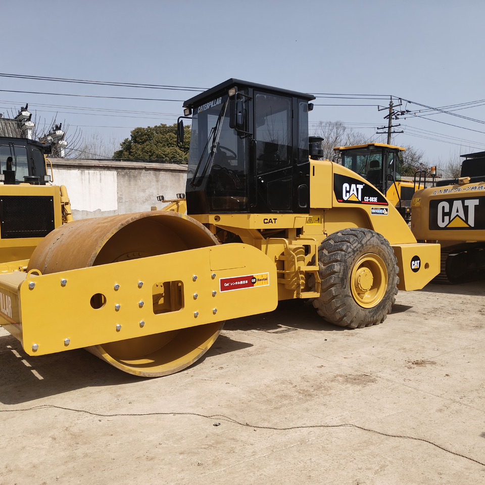CATERPILLAR 683E - Silniční válec: obrázek 4 CATERPILLAR 683E - Silniční válec: obrázek 4