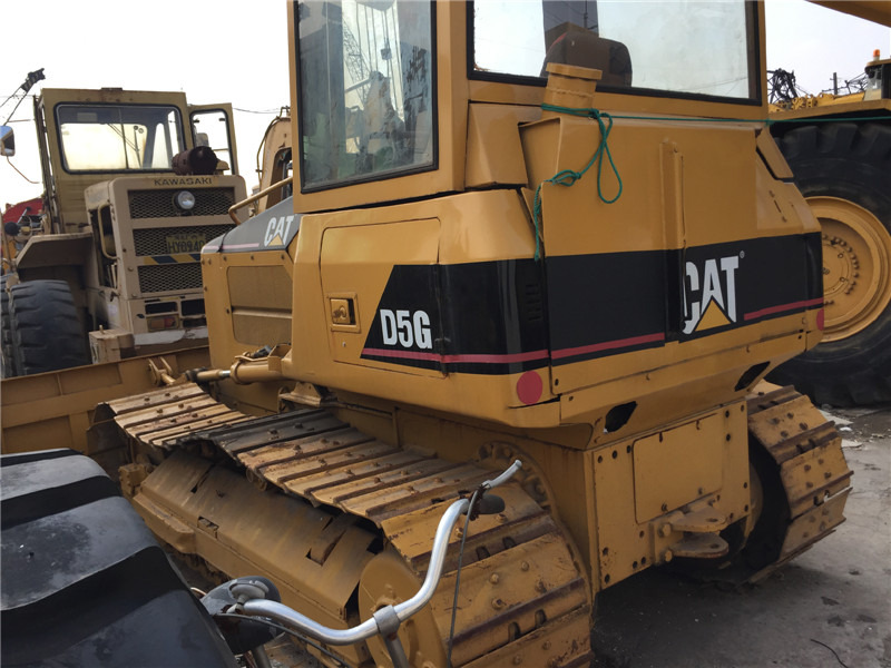 CATERPILLAR D5G - Buldozer: obrázek 4 CATERPILLAR D5G - Buldozer: obrázek 4