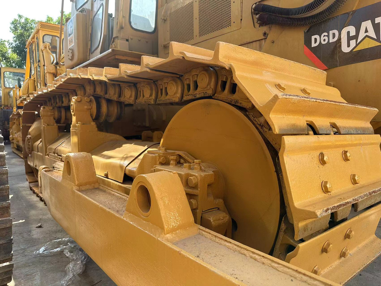 CATERPILLAR D6D - Buldozer: obrázek 3 CATERPILLAR D6D - Buldozer: obrázek 3