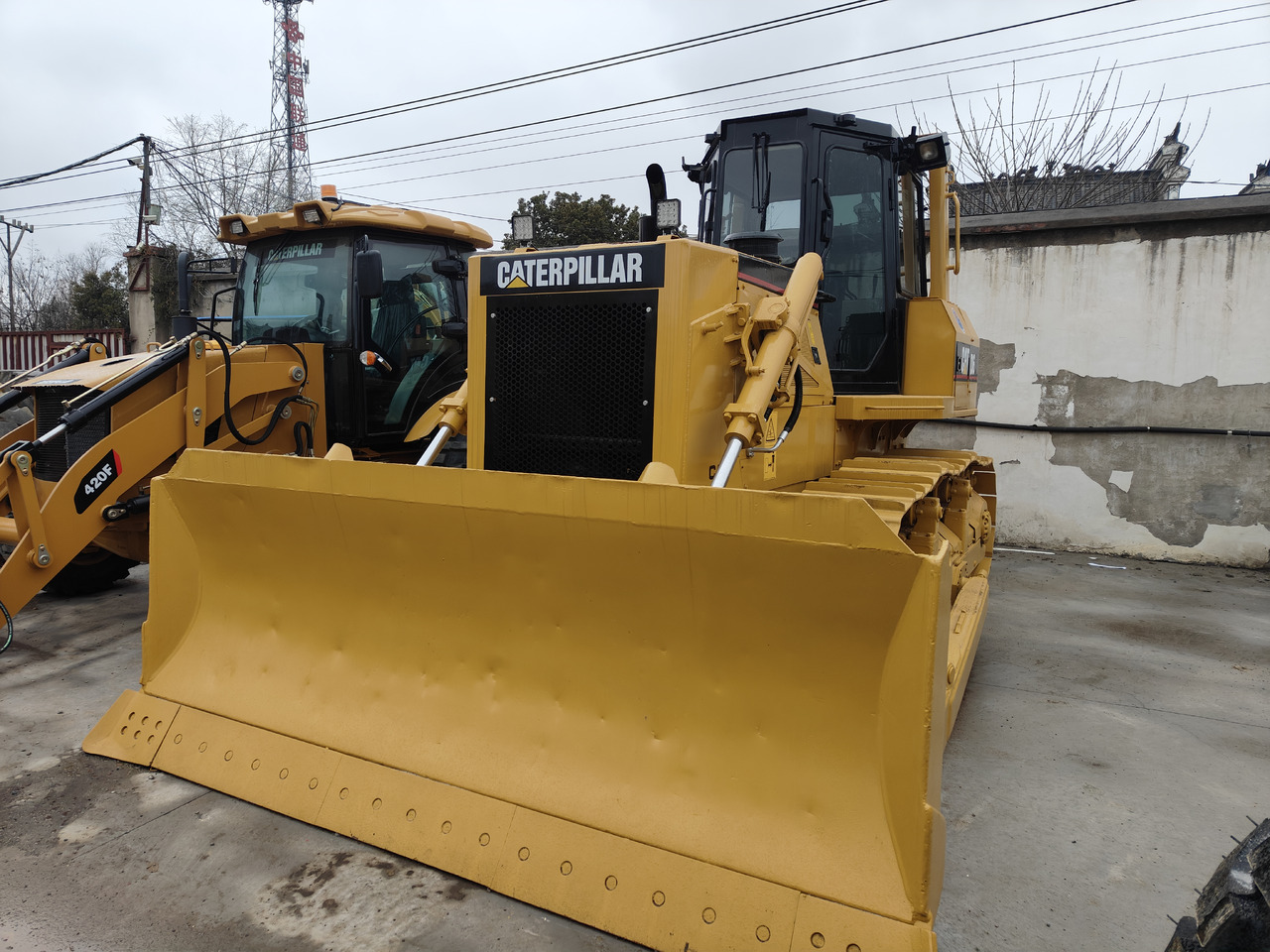 CATERPILLAR D6G - Buldozer: obrázek 2 CATERPILLAR D6G - Buldozer: obrázek 2
