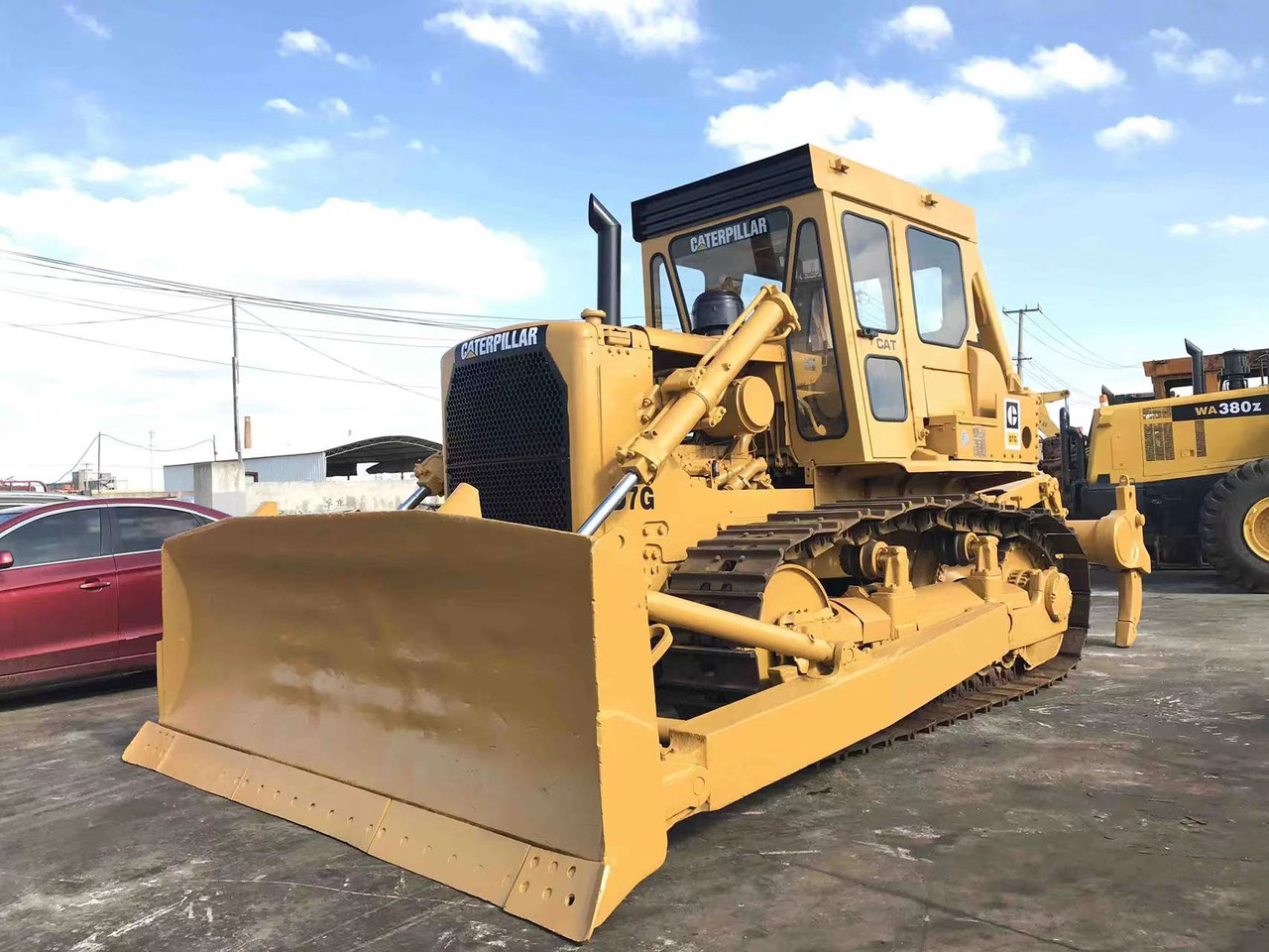 CATERPILLAR D7G - Buldozer: obrázek 1 CATERPILLAR D7G - Buldozer: obrázek 1