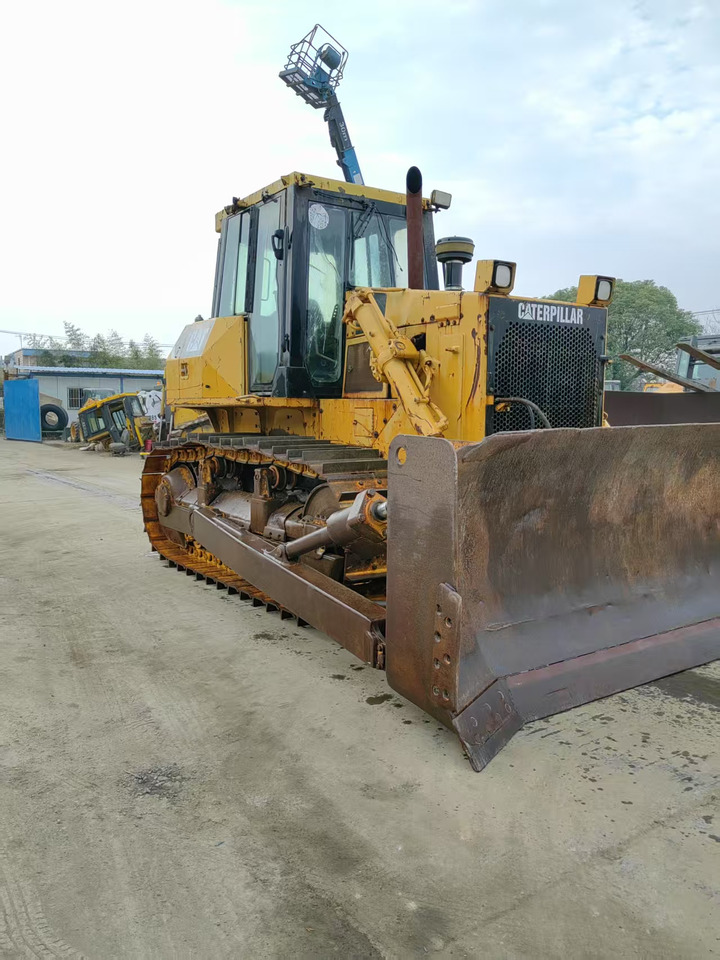 CATERPILLAR D7G2 - Buldozer: obrázek 2 CATERPILLAR D7G2 - Buldozer: obrázek 2