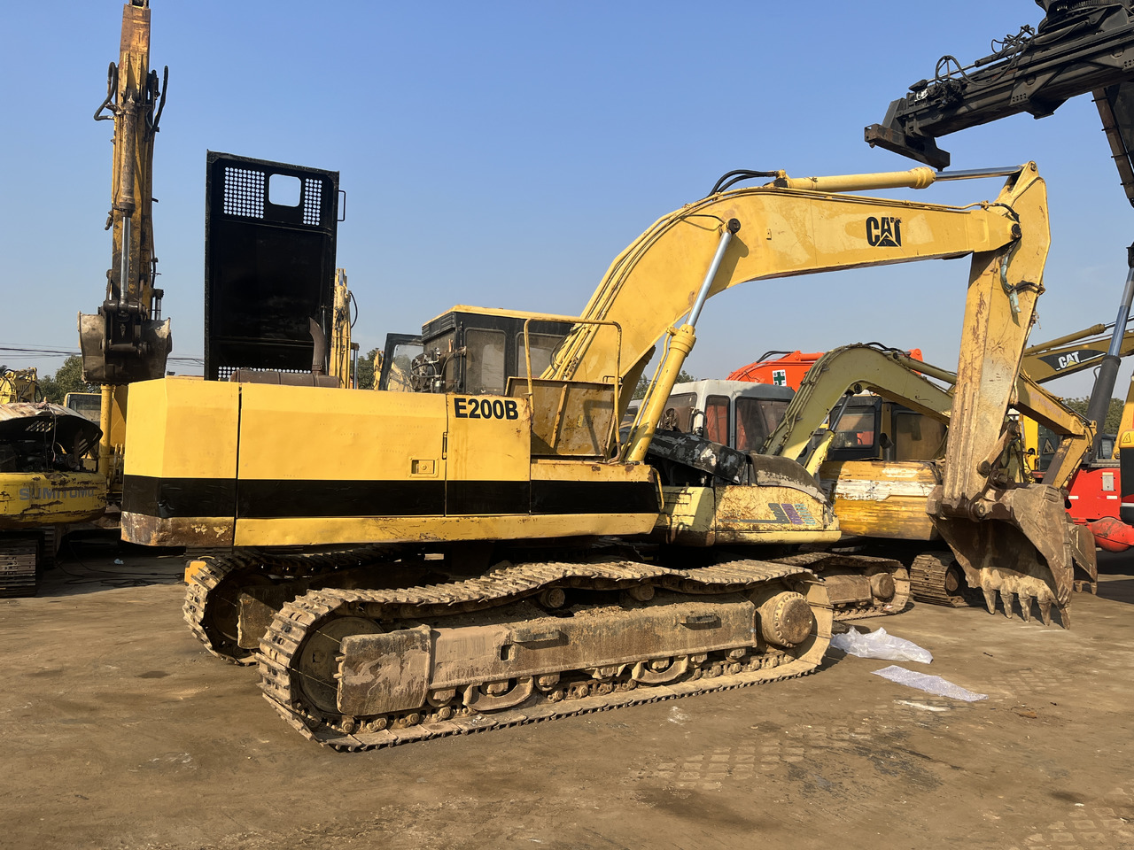 CATERPILLAR E200 - Pásové rýpadlo: obrázek 5 CATERPILLAR E200 - Pásové rýpadlo: obrázek 5