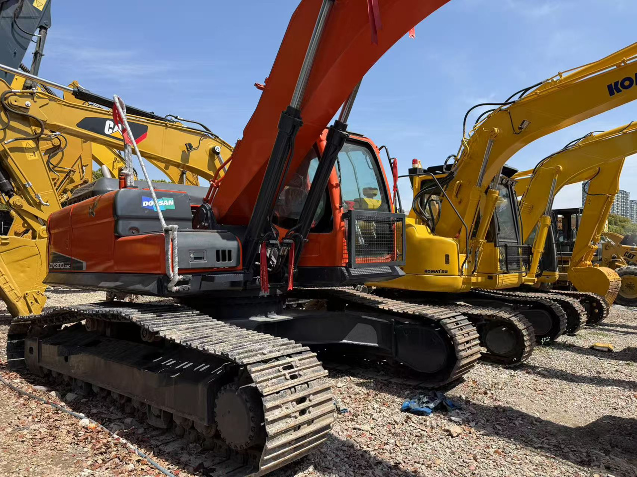 DOOSAN DX300LC-9C - Pásové rýpadlo: obrázek 4 DOOSAN DX300LC-9C - Pásové rýpadlo: obrázek 4