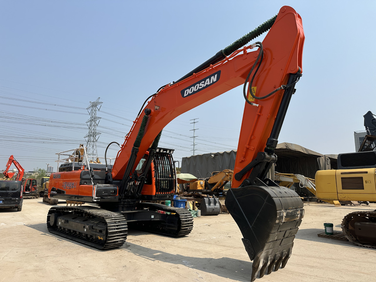 DOOSAN DX340LCA - Pásové rýpadlo: obrázek 4 DOOSAN DX340LCA - Pásové rýpadlo: obrázek 4