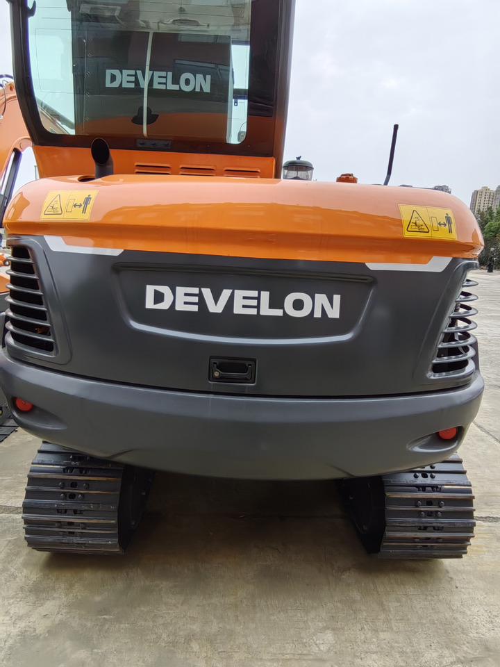 DOOSAN DX60E-10N - Pásové rýpadlo: obrázek 2 DOOSAN DX60E-10N - Pásové rýpadlo: obrázek 2