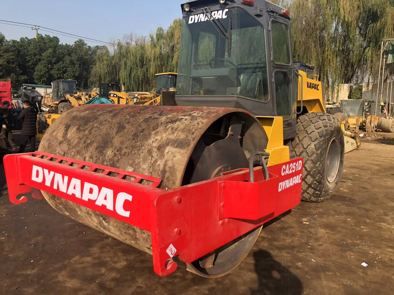 DYNAPAC CA251D - Silniční válec: obrázek 3 DYNAPAC CA251D - Silniční válec: obrázek 3