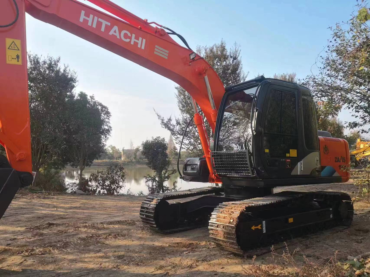 HITACHI ZX120 - Pásové rýpadlo: obrázek 2 HITACHI ZX120 - Pásové rýpadlo: obrázek 2