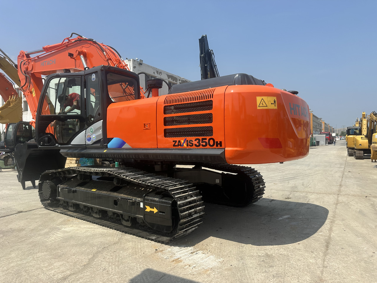 HITACHI ZX350H-5G - Pásové rýpadlo: obrázek 1 HITACHI ZX350H-5G - Pásové rýpadlo: obrázek 1