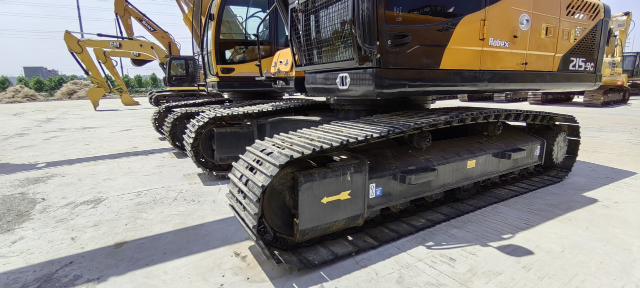 HYUNDAI R215-9T - Pásové rýpadlo: obrázek 4 HYUNDAI R215-9T - Pásové rýpadlo: obrázek 4