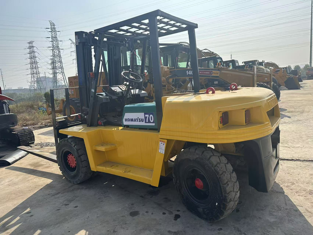 KOMATSU 7-ton - Dieselový vysokozdvižný vozík: obrázek 1 KOMATSU 7-ton - Dieselový vysokozdvižný vozík: obrázek 1