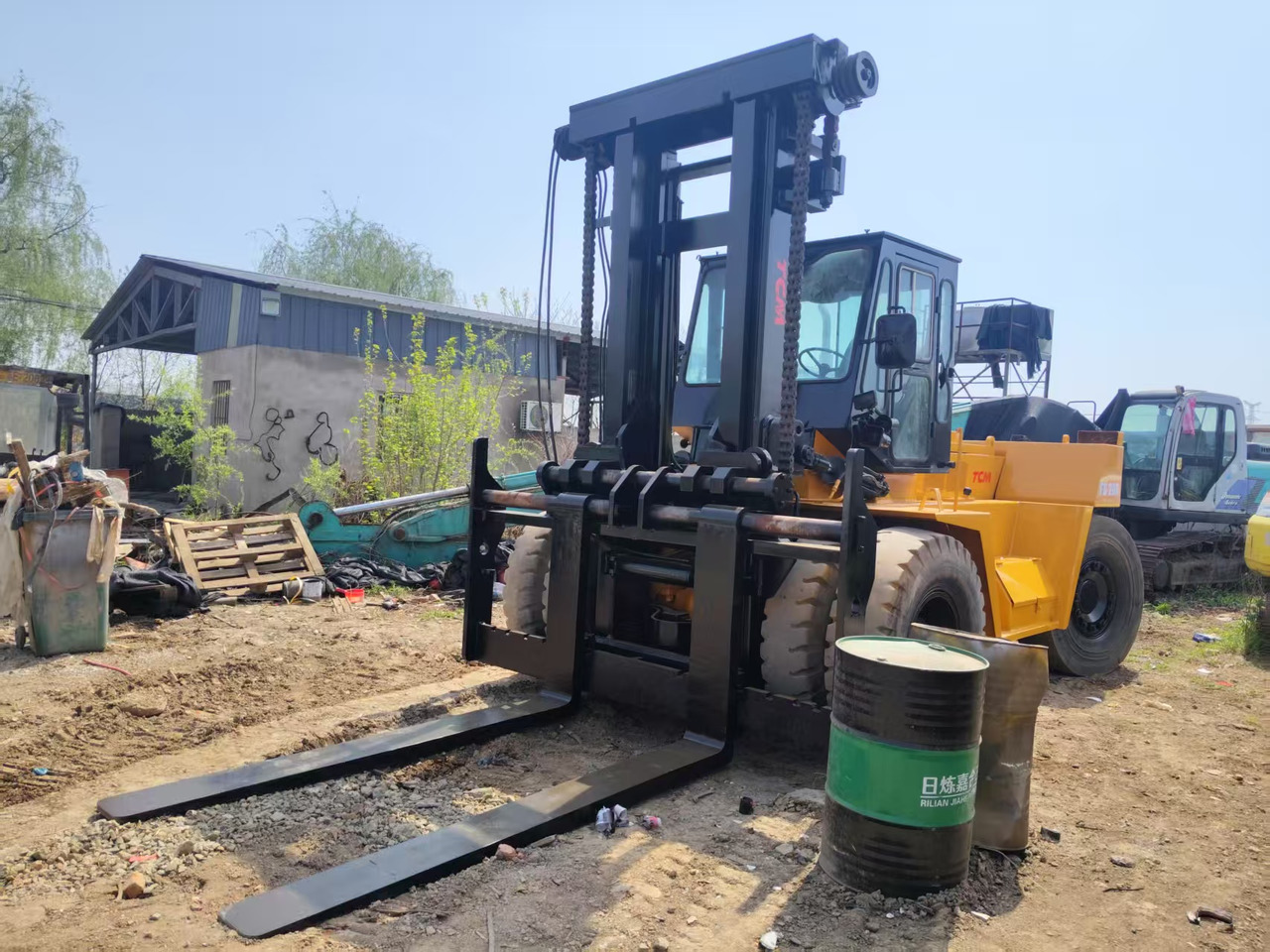 KOMATSU FD200 - Dieselový vysokozdvižný vozík: obrázek 4 KOMATSU FD200 - Dieselový vysokozdvižný vozík: obrázek 4