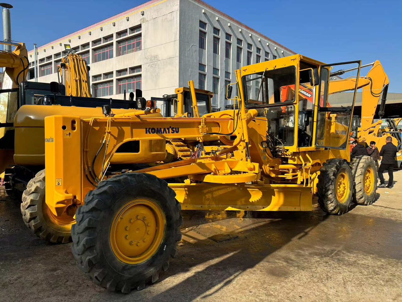 KOMATSU GD511 - Grejdr: obrázek 2 KOMATSU GD511 - Grejdr: obrázek 2