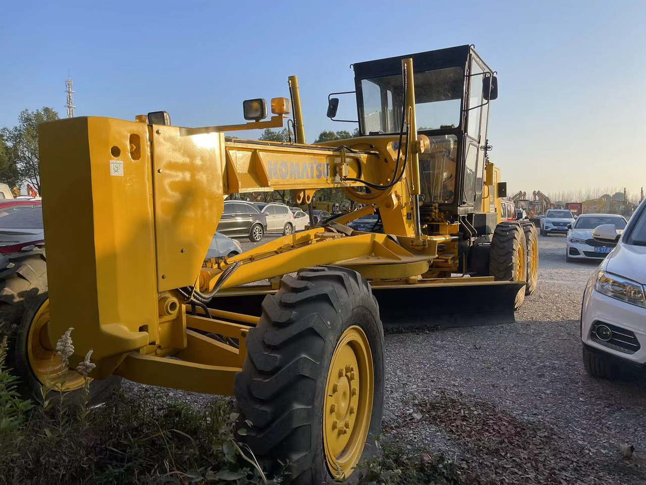 KOMATSU GD655 - Grejdr: obrázek 1 KOMATSU GD655 - Grejdr: obrázek 1