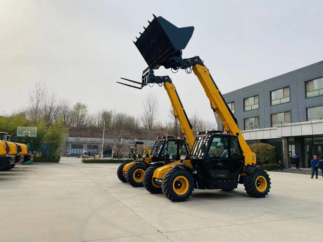 KOMATSU Longer boom - Dieselový vysokozdvižný vozík: obrázek 1 KOMATSU Longer boom - Dieselový vysokozdvižný vozík: obrázek 1