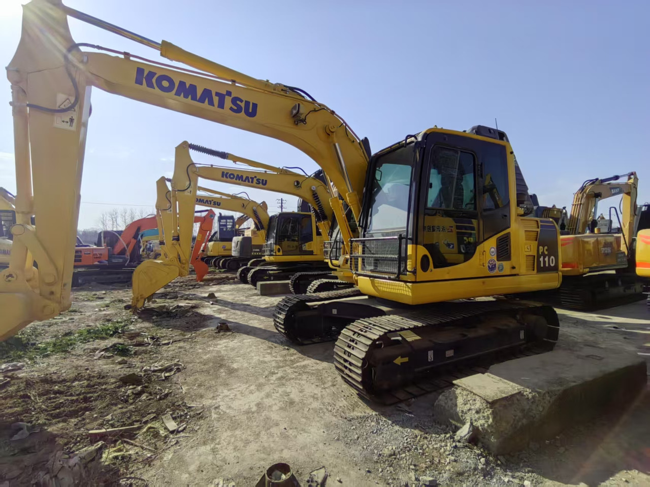 KOMATSU PC110-7 - Pásové rýpadlo: obrázek 2 KOMATSU PC110-7 - Pásové rýpadlo: obrázek 2